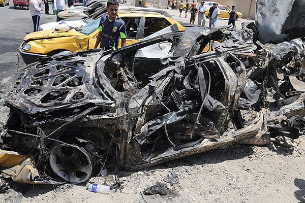 Bağdat&#039;ta bombalı saldırılar, 12 ölü