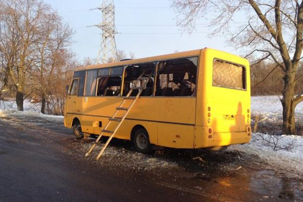 Ukrayna&#039;da yolcu otobüsüne füze saldırısı, 10 ölü
