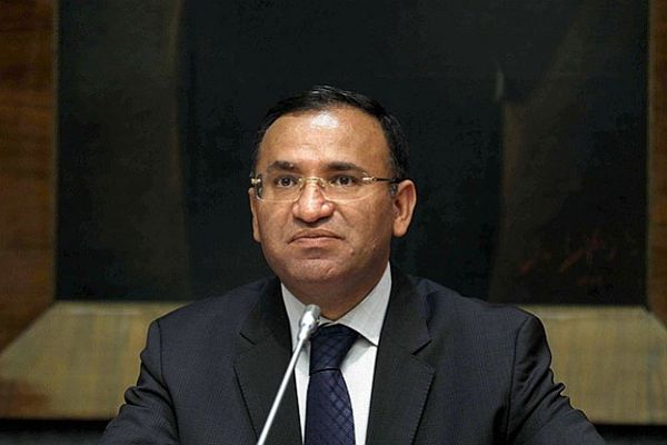 Bozdağ, &#039;Meclis kararları aleyhine idari yargı yoluna başvurulamaz&#039;