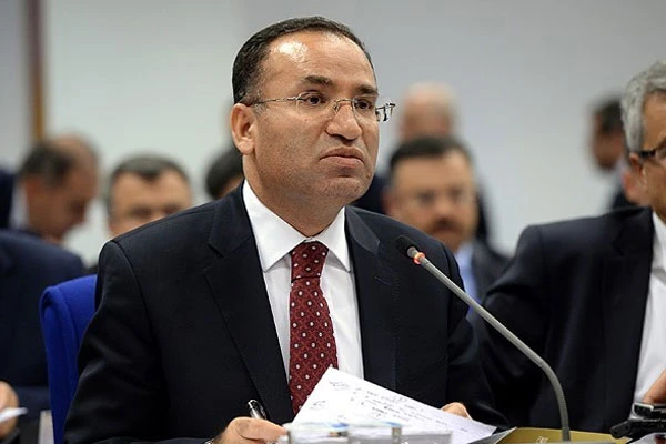 Adalet Bakanı Bozdağ'dan tutuklular hakkında önemli açıklama