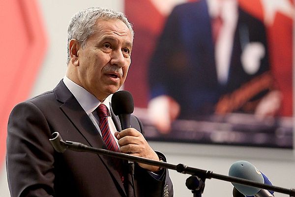 Arınç, &#039;Cumhurbaşkanlığı için adayımızı sağır sultan bile duydu&#039;