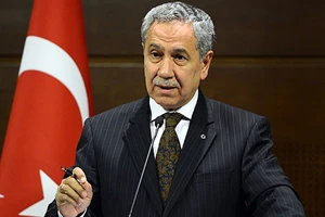 Arınç, &#039;HSYK teklifinin geri alınması söz konusu değil&#039;