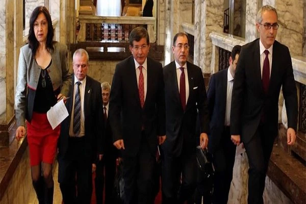 Davutoğlu'ndan Soyfa'da peş peşe görüşme