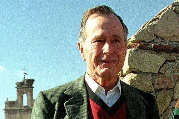 Baba Bush hastaneden taburcu edildi