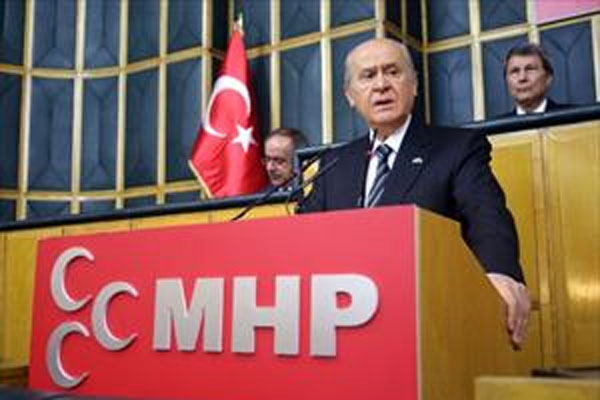 Devlet Bahçeli Türkmenler&#039;e yardım kampanyası başlattı