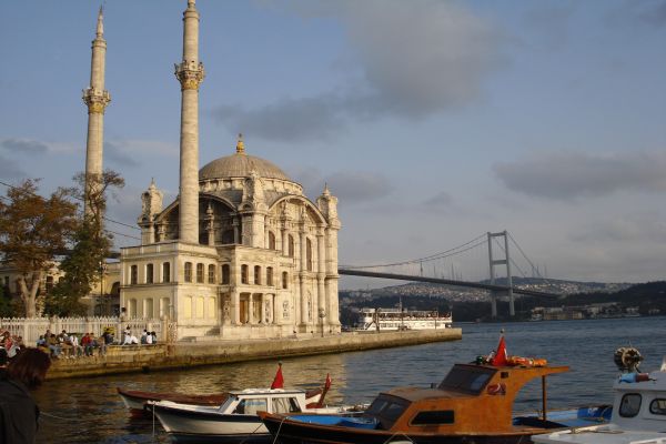 Tarihi Ortaköy Camii ibadete açılıyor