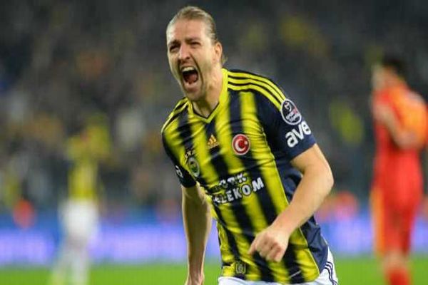 Caner Erkin&#039;e dev talip