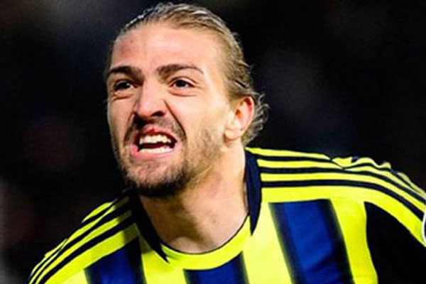 Twitter'da Caner Erkin ve Melo krizi