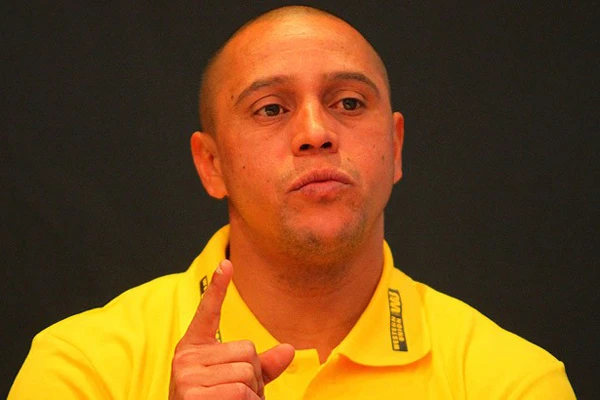 Carlos, 'Seedorf gibi başlayamazdım'