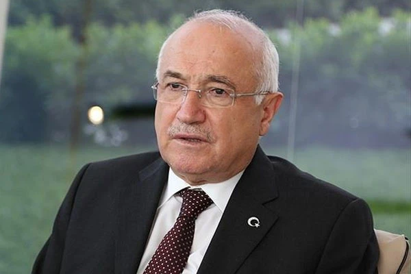 Cemil Çiçek, 'Hukuku uygulamak zorundayım'