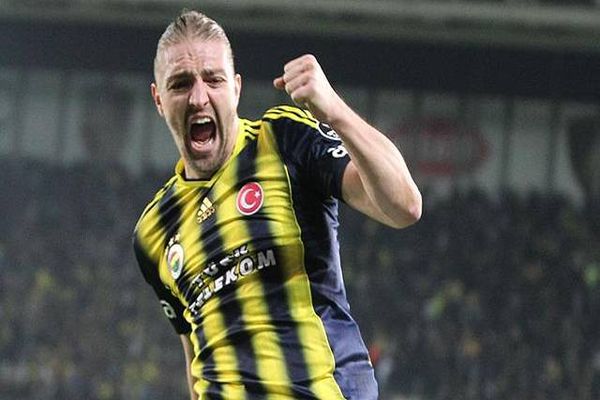 Caner Erkin imzayı attı mı