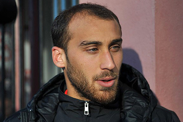 Beşiktaş Cenk Tosun ile anlaştı