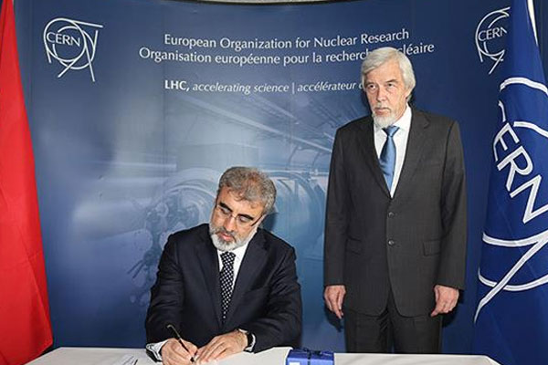 Türkiye&#039;den CERN&#039;de kritik ortaklık anlaşması