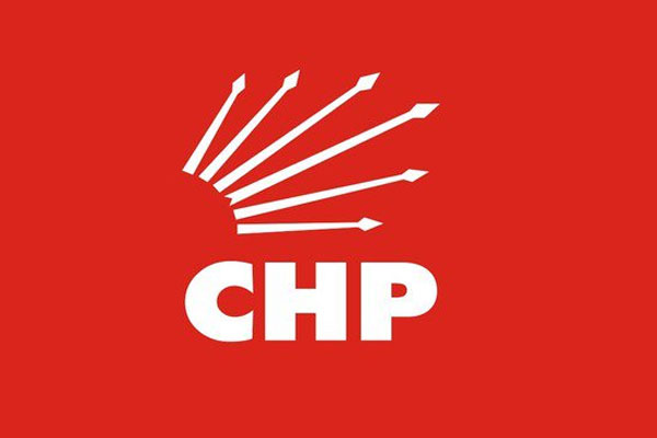 CHP&#039;de toplu istifa depremi