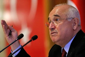 'Yargı bağımsızlığına en evvel yargı saygı göstermeli'
