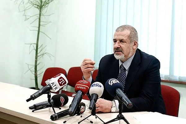 Rıfat Çubarov'a 5 yıl Kırım'a giriş yasağı