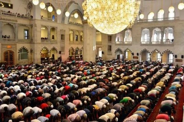 Cuma gününün önemi ve 5 Aralık en güzel Cuma mesajları