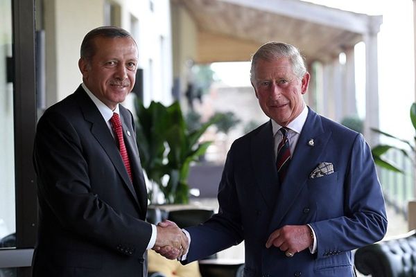 Cumhurbaşkanı Erdoğan NATO Zirvesi&#039;nde liderlerle görüştü