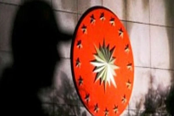 Cumhurbaşkanlığı için adaylığını açıkladı