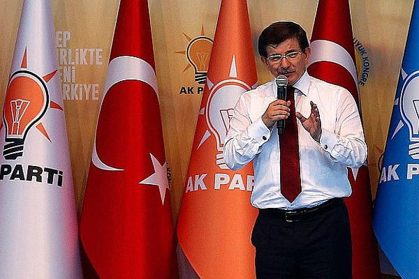Davutoğlu&#039;ndan Erdoğan&#039;a büyük sürpriz!