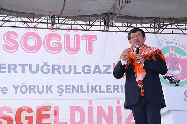 Başbakan Ahmet Davutoğlu Bilecik'te halka hitap etti