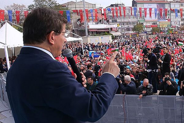 Başbakan Davutoğlu, Aksaray-Yenikapı metro hattı açılışında konuştu