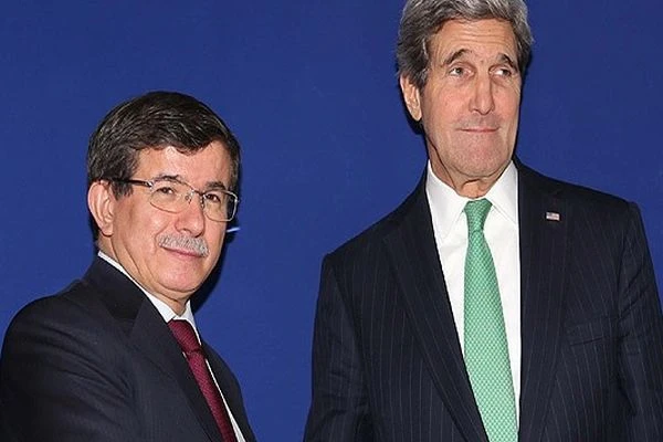 Davutoğlu, Kerry ve Ashton ile görüştü