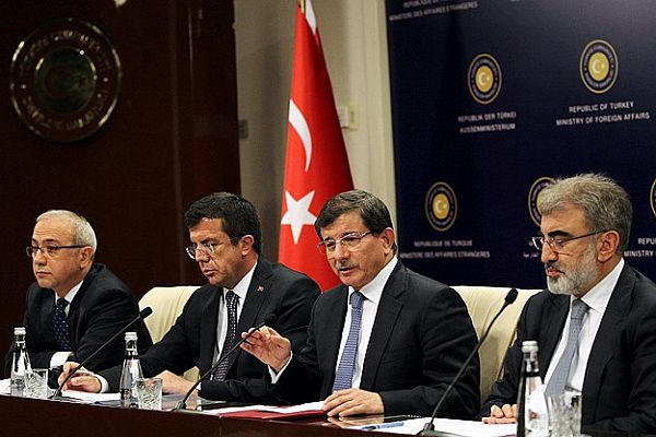 Davutoğlu, &#039;Irak&#039;la işbirliği projelerimiz devam edecek&#039;