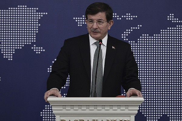 Davutoğlu, &#039;Paralelci çete bu başarı hikayesinin üstünü örtemeyecek&#039;