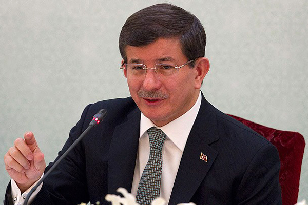 Davutoğlu, &#039;Paris saldırısı İslam diniyle ilişkilendirilemez&#039;