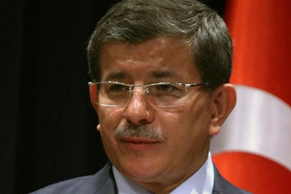 Davutoğlu, '9 şehidin acısını yüreğimizde hissediyoruz'