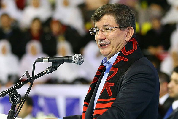 Başbakan Davutoğlu, 'Yıpratmalarına izin vermeyiz'