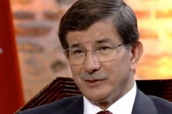 Davutoğlu canlı yayında acı bir anısını paylaştı