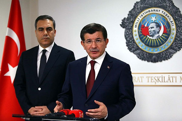 Davutoğlu, &#039;İsrail&#039;e gereken cevabın verilmesi için çalışacağız&#039;