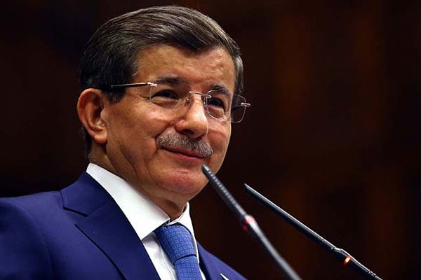 Başbakan Davutoğlu, &#039;Kalıcı barış için yoğun çaba harcıyoruz&#039;