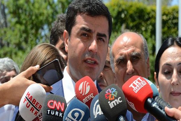 Selahattin Demirtaş&#039;tan seçim sonrası ilk açıklama