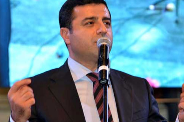 Demirtaş yüzde 10 baraj kararına tepki gösterdi