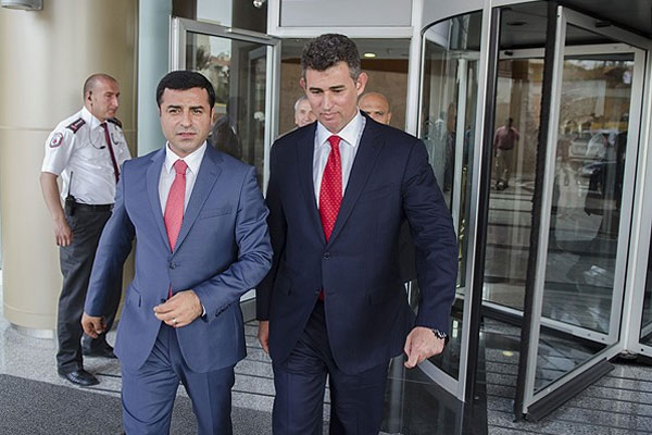 Demirtaş Metin Feyzioğlu ile görüştü