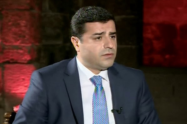 Selahattin Demirtaş, canlı yayında Kadir İnanır sorusunu cevapladı