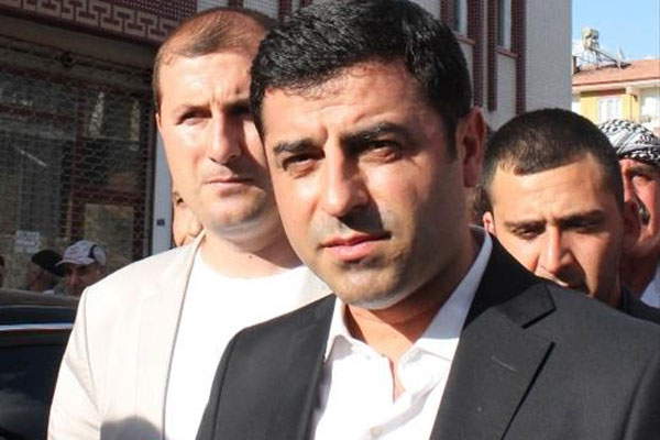 Demirtaş taziye ziyaretine gitti