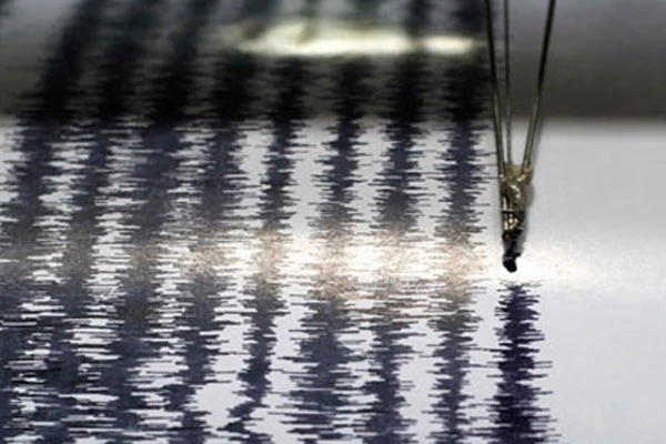 Santiago'da korkutan deprem