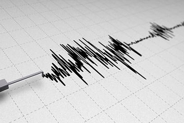 Ege&#039;de art arda iki deprem