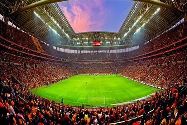 Derbi öncesi Arena&#039;da büyük tehlike!