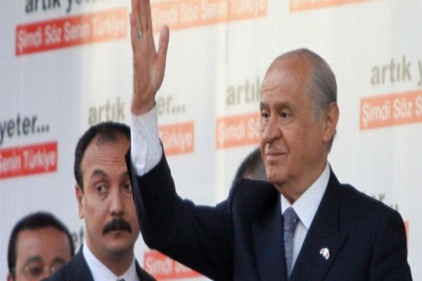 Devlet Bahçeli'nin yeğeni rock albüm çıkardı