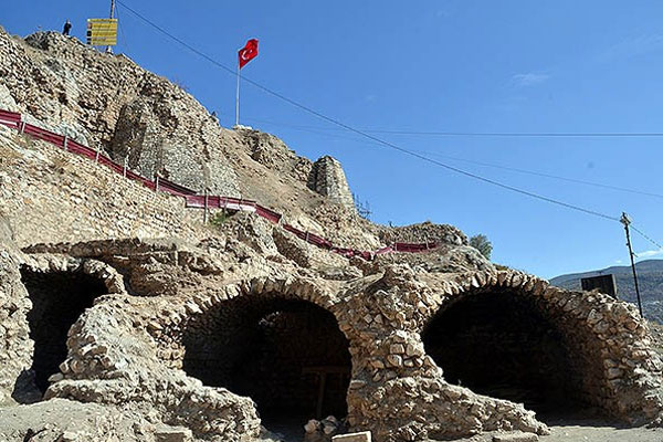 Drakula&#039;nın kaldığı zindanlar kameralarla gözetlenecek