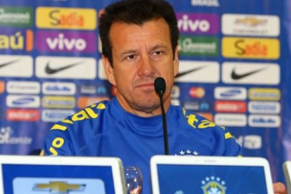 Dunga'dan Melo ve Alex de Souza yorumu