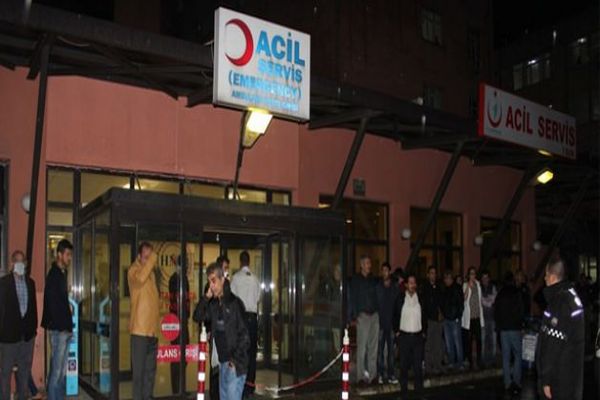 İstanbul&#039;da Ebola paniği! Acil servis boşaltıldı