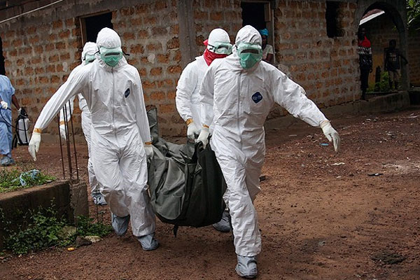 Batı Afrika&#039;da Ebola hızla yayılıyor