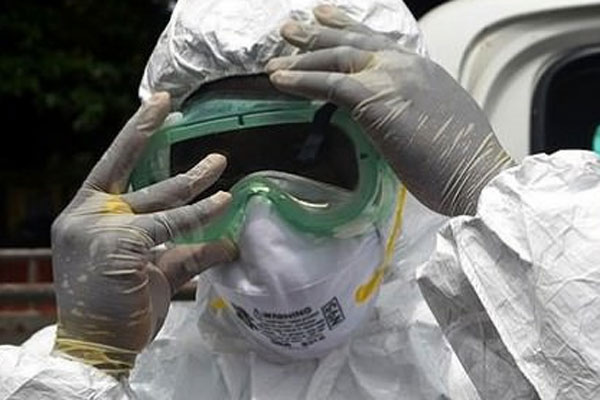 Ebola&#039;dan ölenlerin sayısı 5 bini aştı