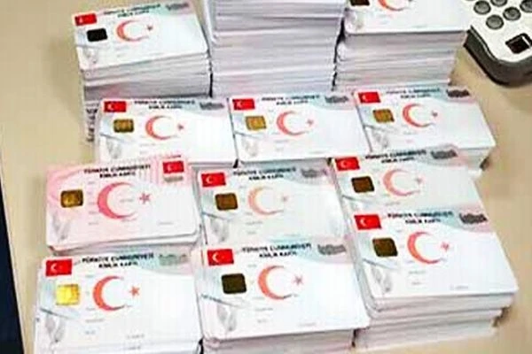 Dikkat! Elektronik kimlik, 25 milyon kişiye dağıtılacak